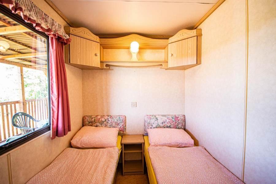 Mobilheim Kemp Rožnov pod Radhoštěm المظهر الخارجي الصورة